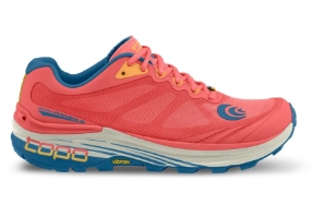 Topo Athletic Ultrafly 3：M&aacute;s All&aacute; del Rendimiento, una Filosof&iacute;a de Movimiento