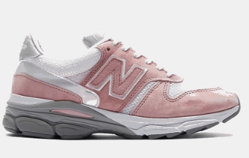 La Danza Silenciosa de las Siluetas: Un Viaje por el Universo New Balance Uruguay